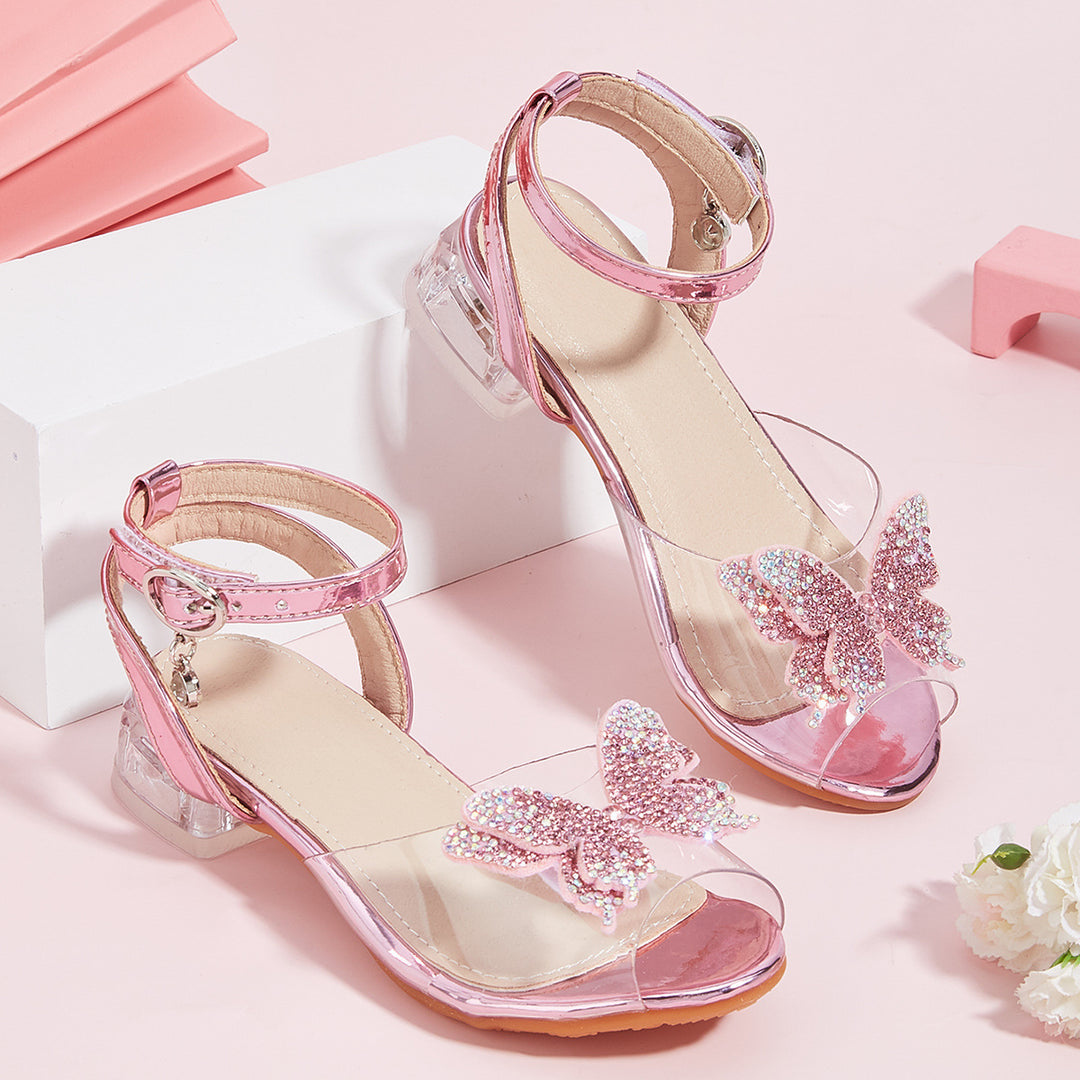 Mädchen Bunte Sandalen mit funkelnder Schmetterlingsapplikation Echo Archiv