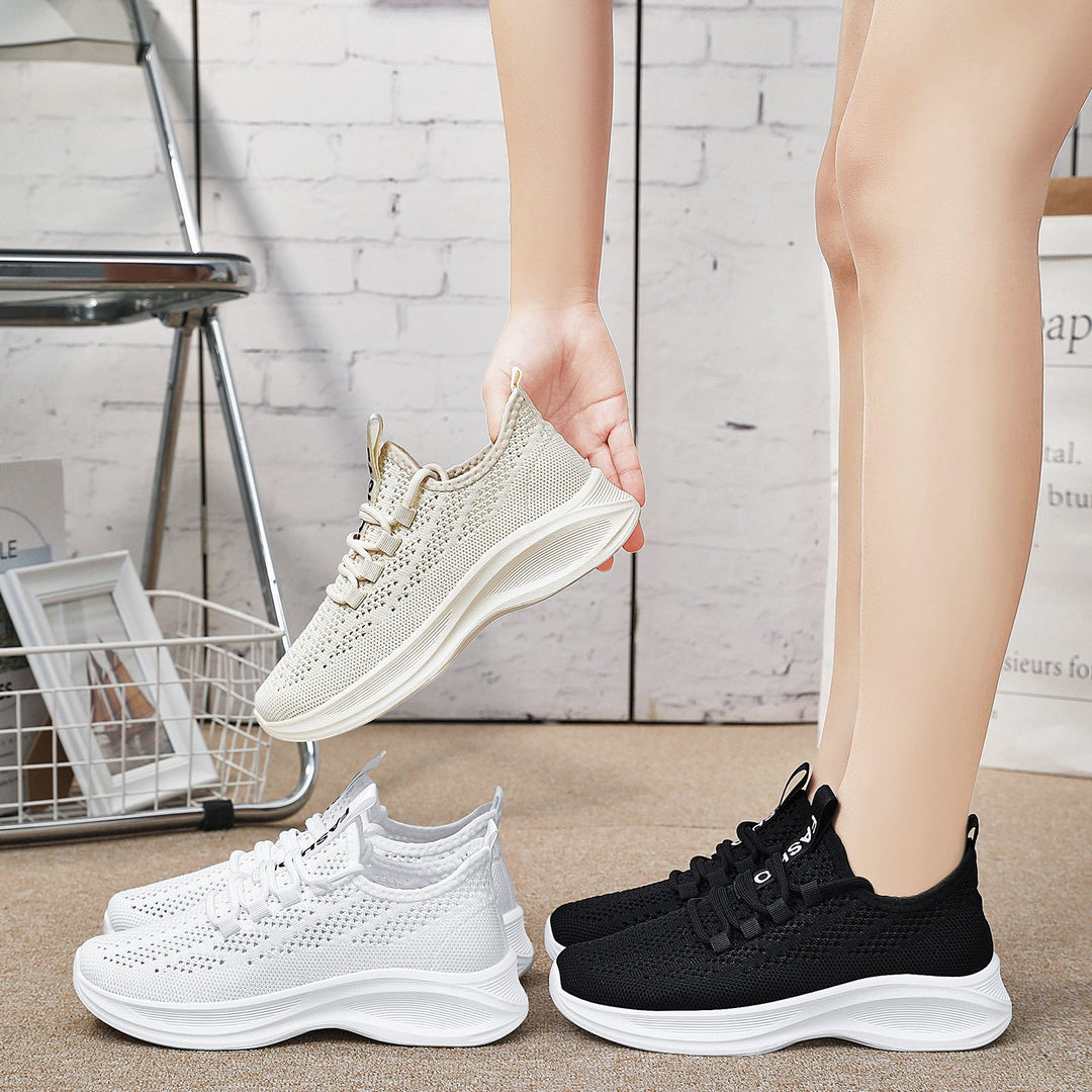 Damen nan gestrickter Slip-On Komfort-Sneaker mit sockenähnlichem Schaft, atmungsaktivem 3D-Mesh und gedämpfter EVA-Keilsohle Echo Archiv