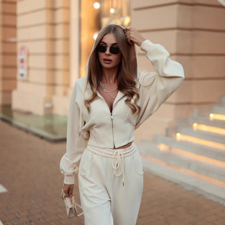 Damen tailliertes Kurzzip-Hoodie mit Statement-Ärmeln und weiter High-Waist Palazzo-Hose – Auréline