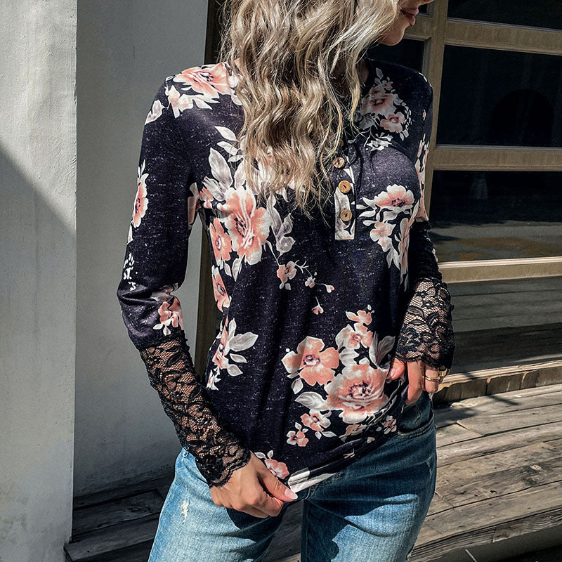 Damen Henley-Top mit Rosenprint, Spitzenmanschetten und Zierknopfleiste Echoarchiv