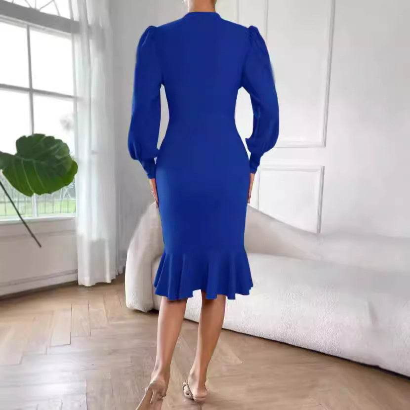 Damen tailliertes Pencil-Midikleid mit Stehkragen, ballonärmeln und Glockenvolant – Élara