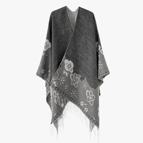 Damen Überwurfponcho im Kimono‑Stil aus Jacquardstrick mit floralem Bordürenmotiv und Fransensaum – Célinea