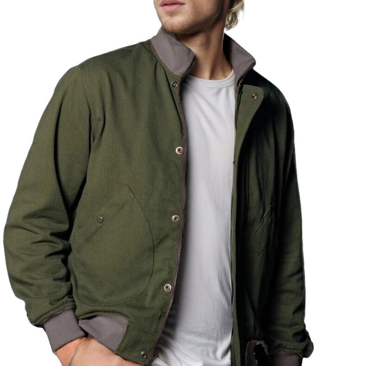 Herren lässige Übergangsjacke mit hohen Kragen und praktischen Taschen Echoarchiv