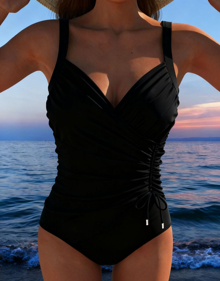 Damen Sportlicher Badeanzug mit modischem Farbmix und verstellbarem Schnitt Echo Archiv