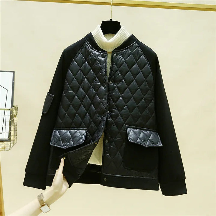 Damen nan wattierte Baseball-Bomberjacke mit Rautenstepp, Klappentaschen und elastischen Bündchen Echo Archiv