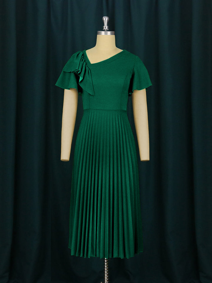 Damen Plissee-Kleid mit asymmetrischem Schnitt und eleganter Rüsche Echo Archiv