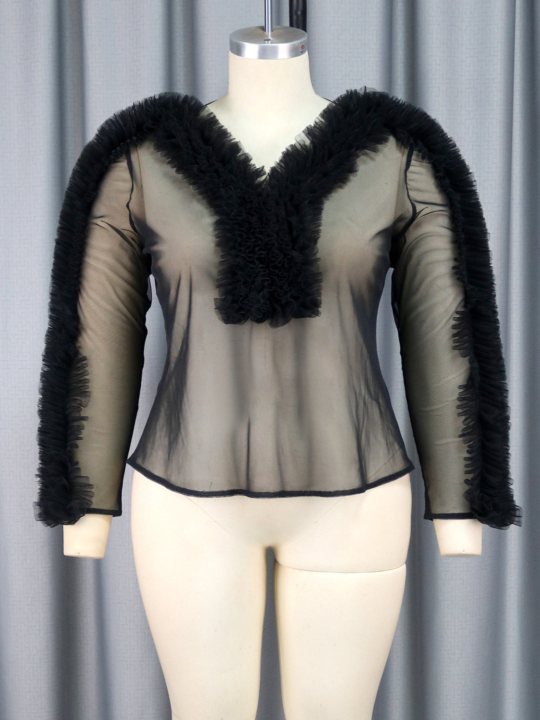 Damen Elegante transparente Bluse mit rüschenverzierten Ärmeln Echo Archiv