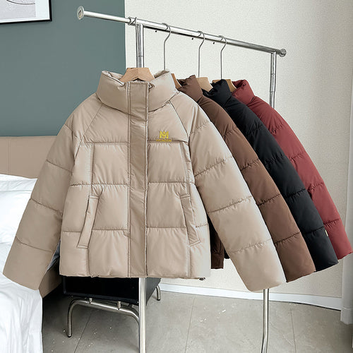 Damen kompakte Kurz-Steppjacke mit hochschließendem Stehkragen und schrägeingriff Taschen – Célinea