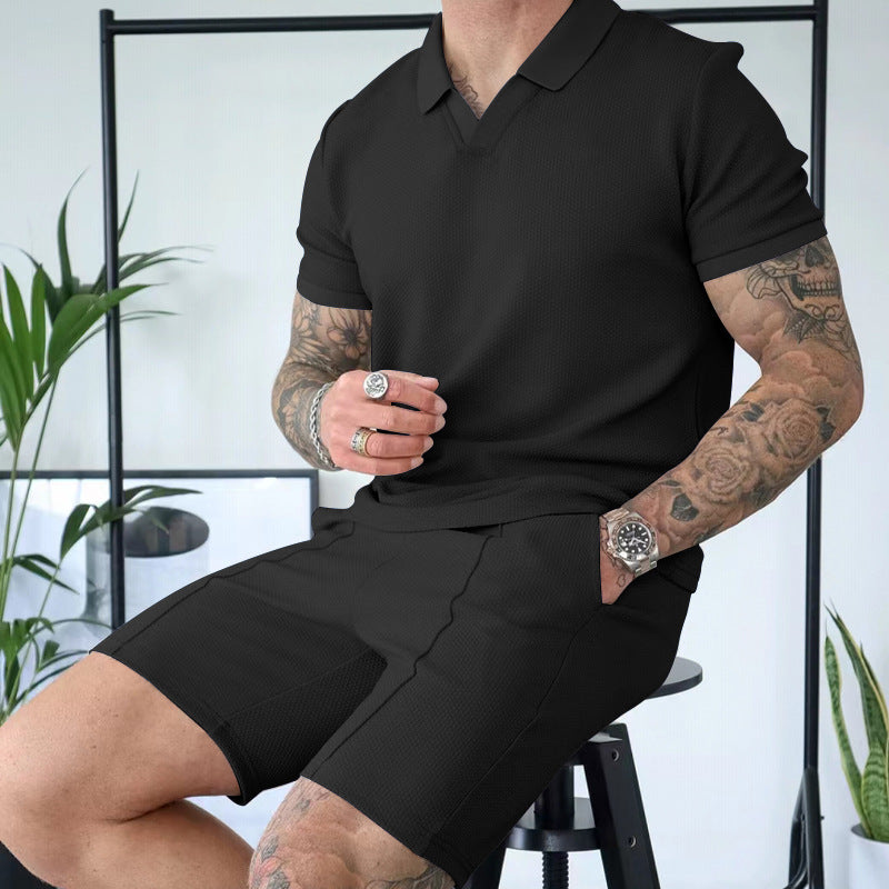 Herren Kurzarm Polohemd mit sportlichem Schnitt und Bundshorts Echoarchiv