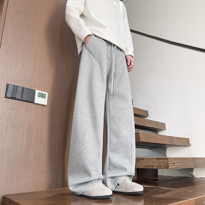 Herren Locker geschnittene Tech-Freizeithose mit elastischem Bund, Kordelzug & Bügelfalte Echoarchiv