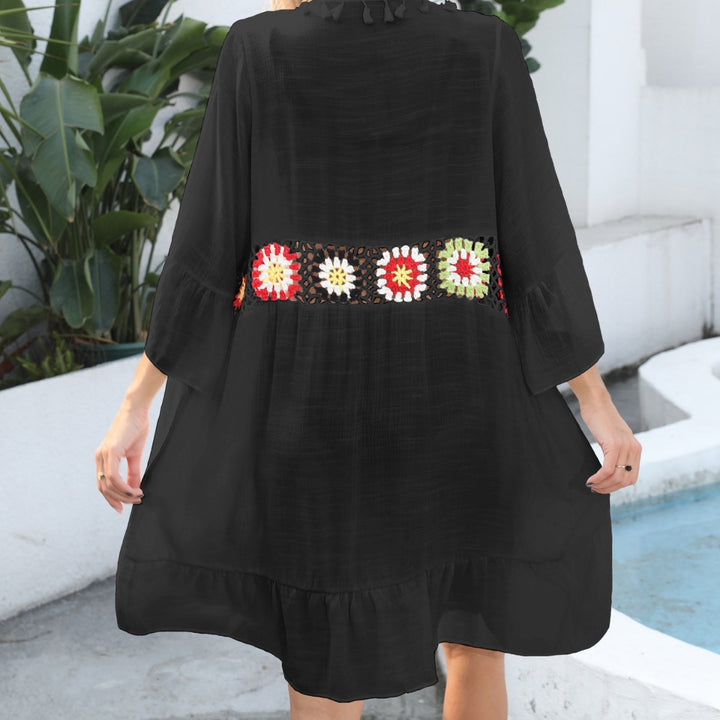 Damen eleganter Strandüberwurf mit floralem Häkelmuster Echo Archiv