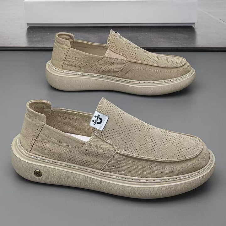 Herren Slip-On Plateau-Sneaker mit perforiertem Veloursleder und gepolstertem Komfortfußbett Echoarhiv – Norré