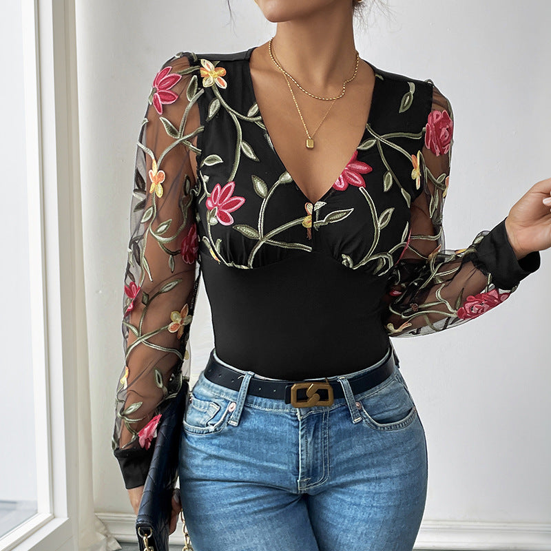 Damen Bestickter Mesh-Body mit V-Ausschnitt, figurformendem Rumpf und transparenten Blumenärmeln – Bodéline