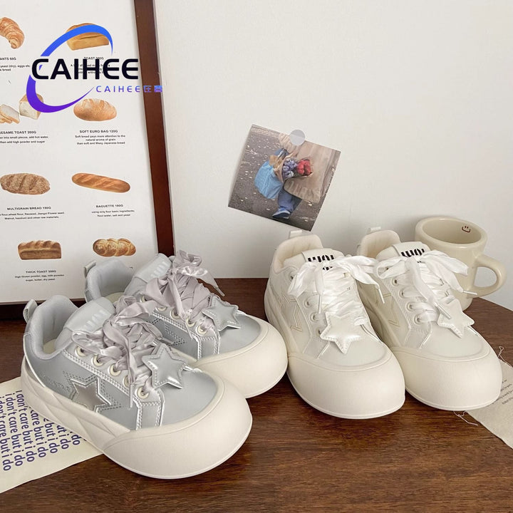 Damen Sportliche Sneakers mit modischem Design und dicker Laufsohle Echo Archiv