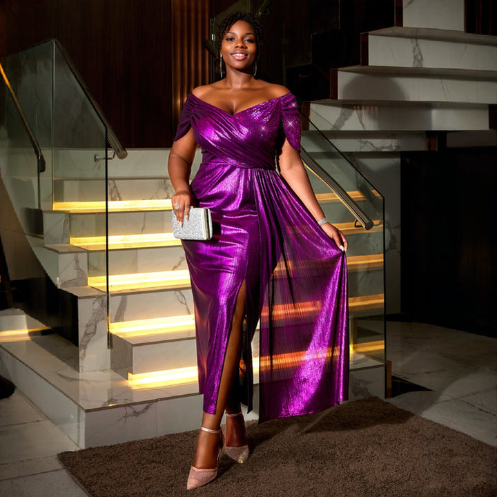 Damen glamouröses Abendkleid mit glänzendem Oberteil und eleganter Drapierung Echo Archiv