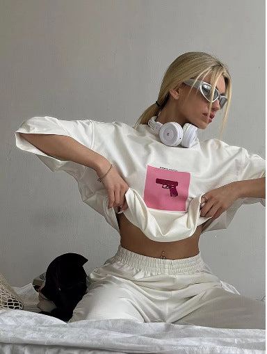 Damen T-Shirt mit künstlerischem Totenkopf-Motiv und lässigem Schnitt Echo Archiv
