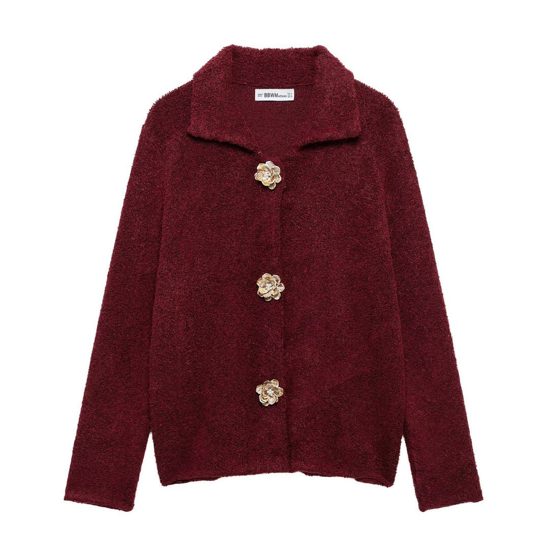 Damen nan kurz geschnittene Bouclé-Jacke mit dekorativen Blumenknöpfen und rundem Umlegekragen Echo Archiv