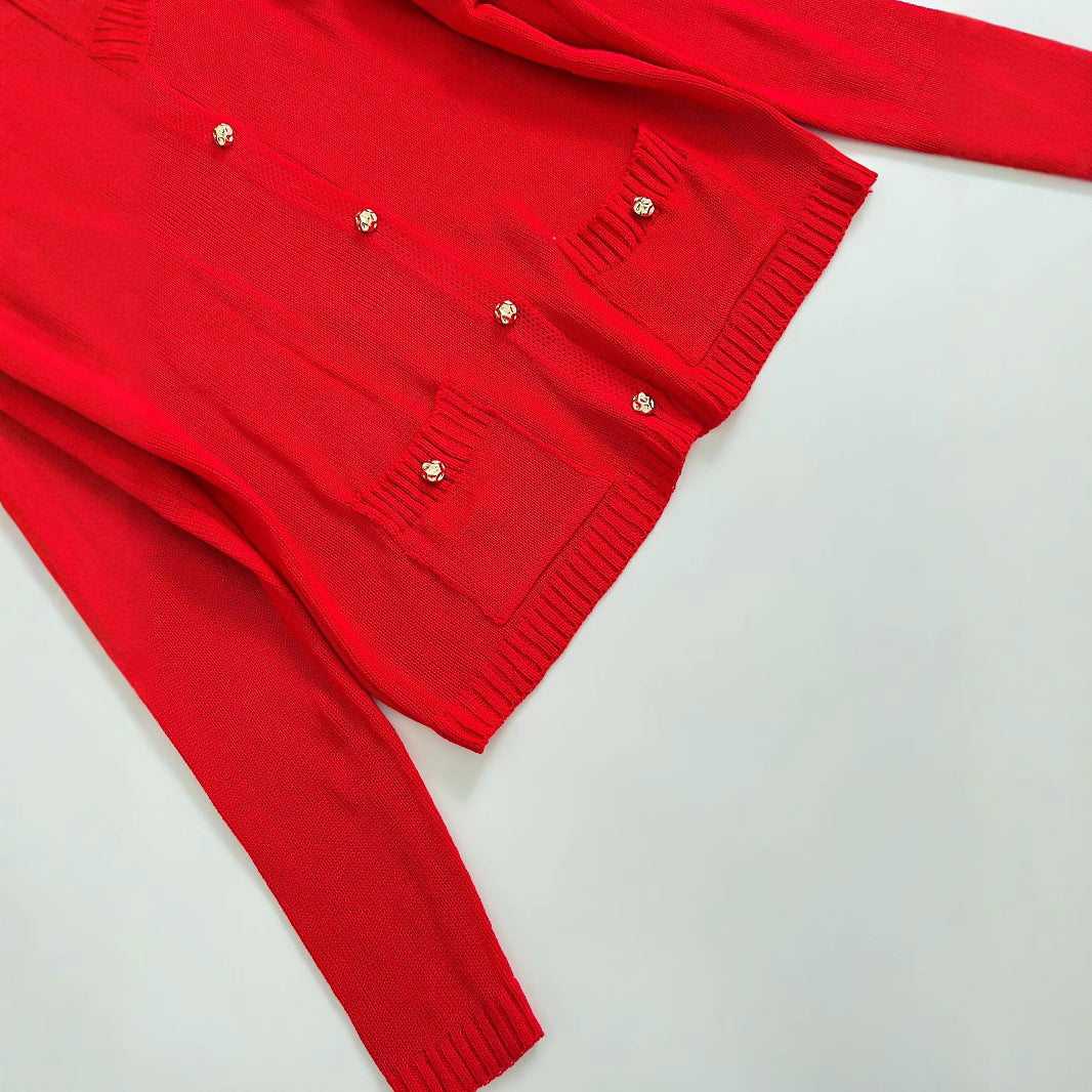 Damen Feiner Strick-Cardigan mit Zierknöpfen, Rundhalsausschnitt und aufgesetzten Taschen Echo Archiv