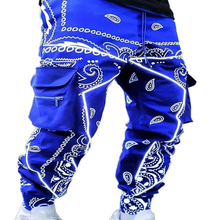 Herren Cargo-Hose mit ausgefallenem Bandana-Muster und praktischen Taschen Echoarchiv