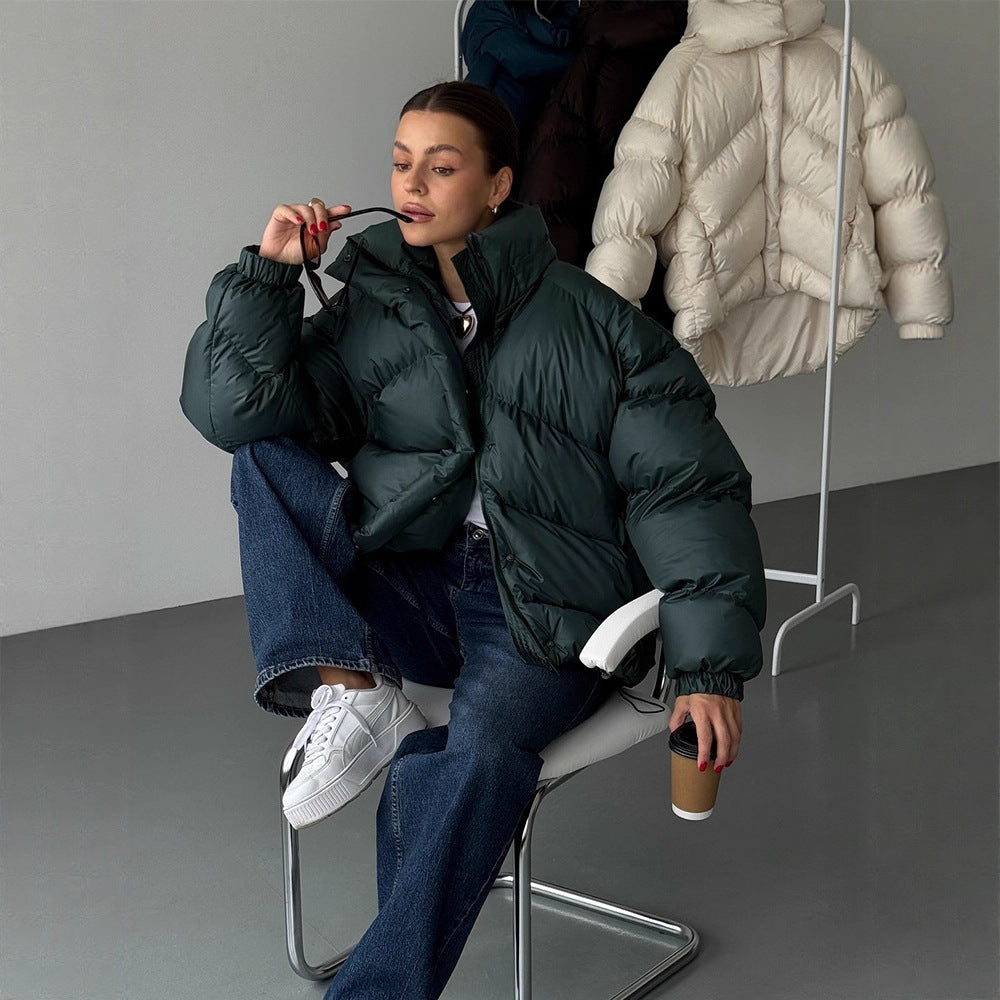 Damen Kurz-Pufferjacke mit Thermofüllung, Oversize-Kapuze & verdecktem Zweiwege-Reißverschluss Echoarchiv