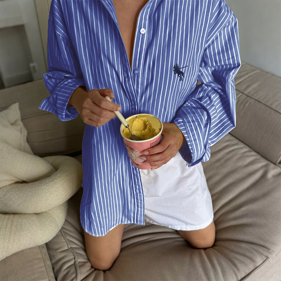 Damen oversized gestreifte Hemdbluse mit verlängertem Rückteil und extraweiten Manschetten – Maréline