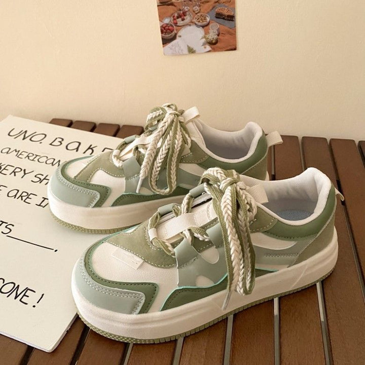 Damen Sportliche Plateau Sneakers mit einzigartigem Design und atmungsaktiver Oberflächenstruktur Echo Archiv
