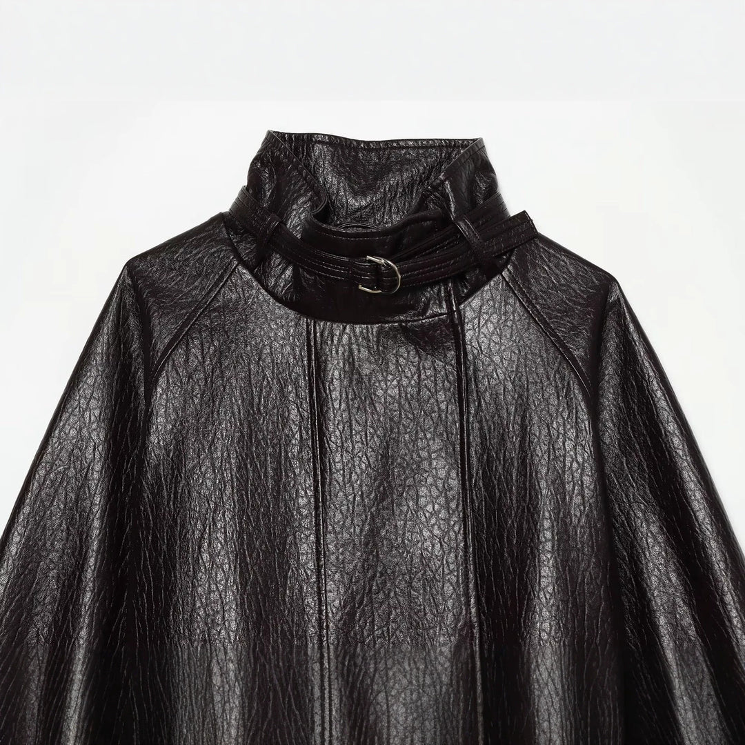 Damen Kurzjacke aus Lederimitat mit hohem Schnallenkragen und Taillengürtel Echoarchiv