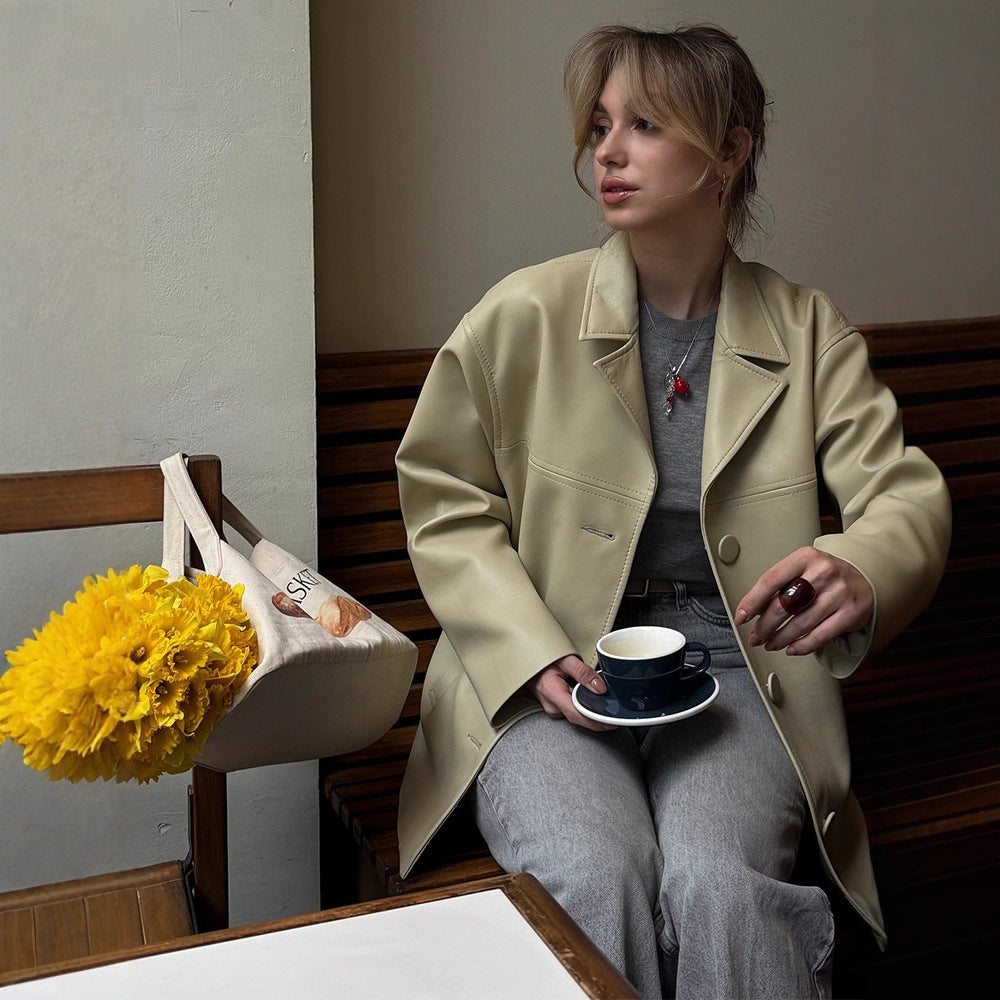 Damen Boxy Oversize Blazerjacke aus veganem Lederimitat mit überschnittener Schulter Echoarchiv