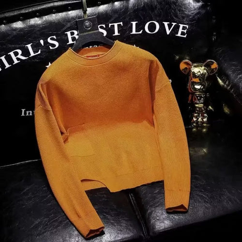 Damen Kurz geschnittener Strickpullover mit unregelmäßigem Saum und Rundhalsausschnitt Echoarchiv