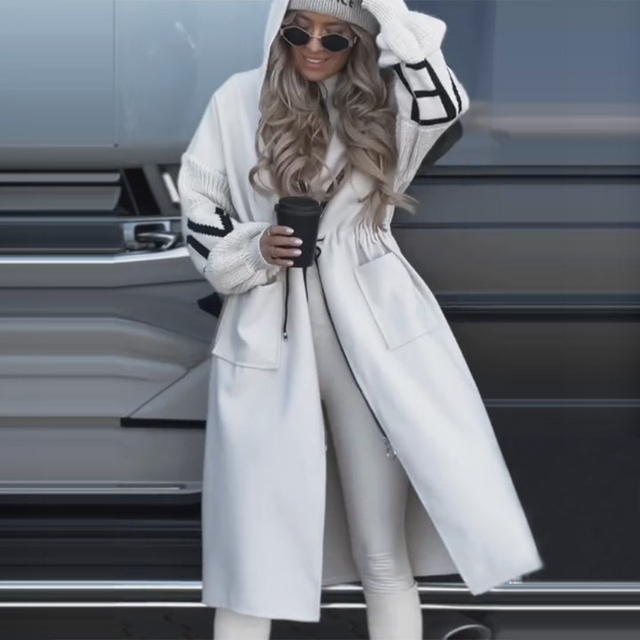 Damen nan Kapuzenmantel mit oversized Schnitt, gestrickten Ärmelbündchen und aufgesetzten Taschen Echo Archiv