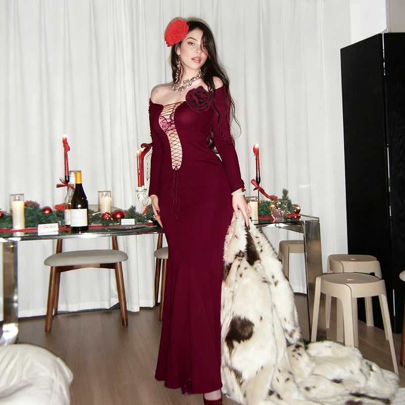 Damen figurbetontes Maxikleid mit Schnürung und floralem Detail Echo Archiv