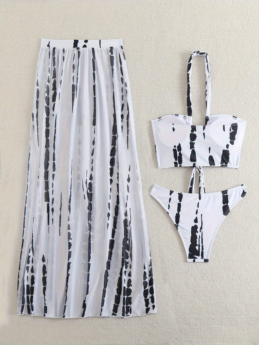 Damen Bikini-Set mit elegantem Wickelrock und modischem Triangel-Top Echo Archiv