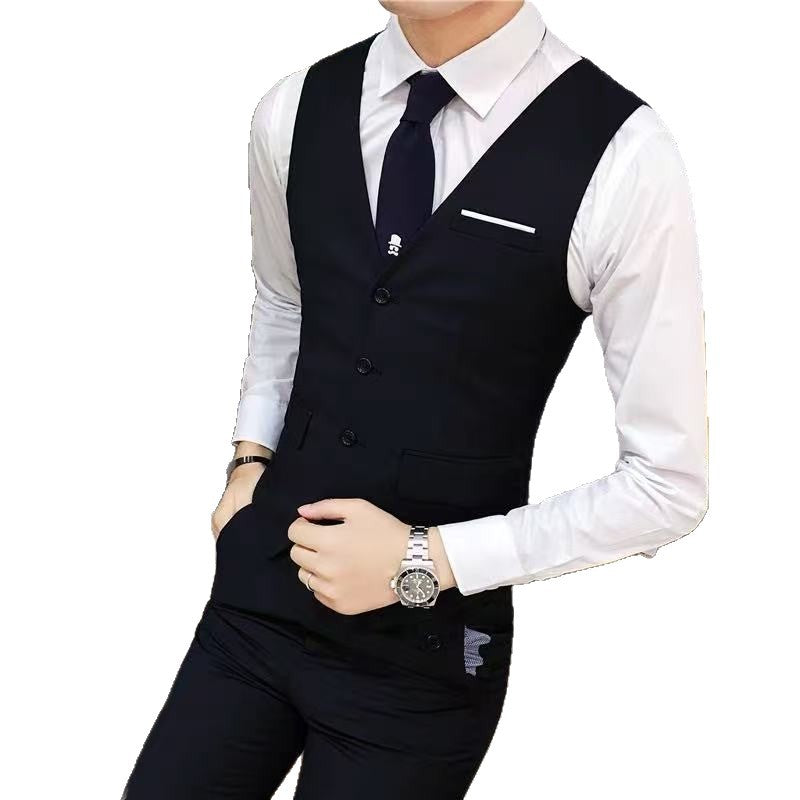 Herren eleganter Slim-Fit Anzug mit praktischen Taschen Echoarchiv