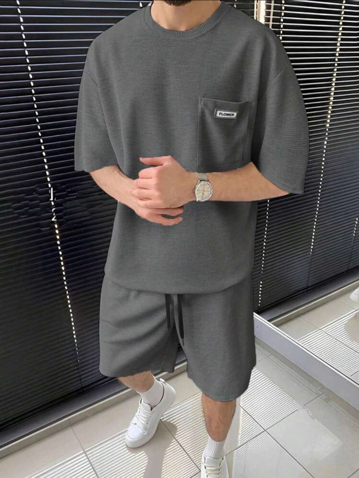 Herren lässiges Kurzarm-T-Shirt und Shorts Set mit strukturierter Oberfläche Echoarchiv