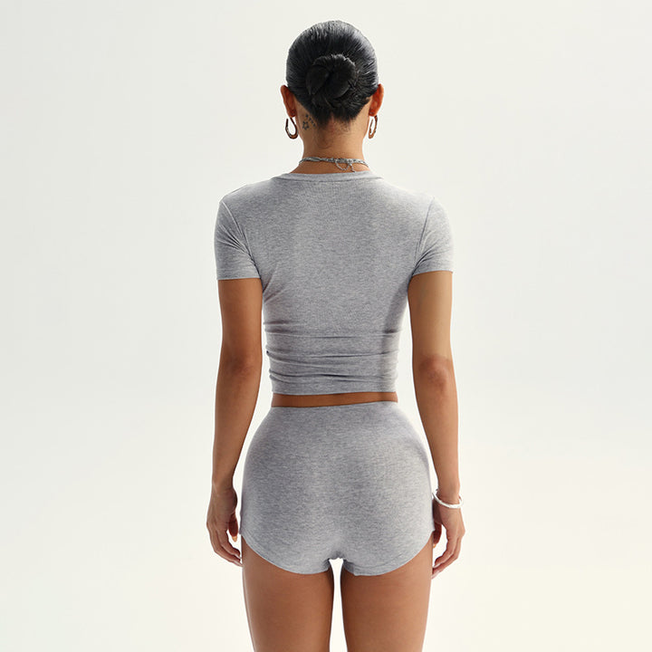 Damen Set aus figurbetontem T-Shirt und Shorts Echo Archiv