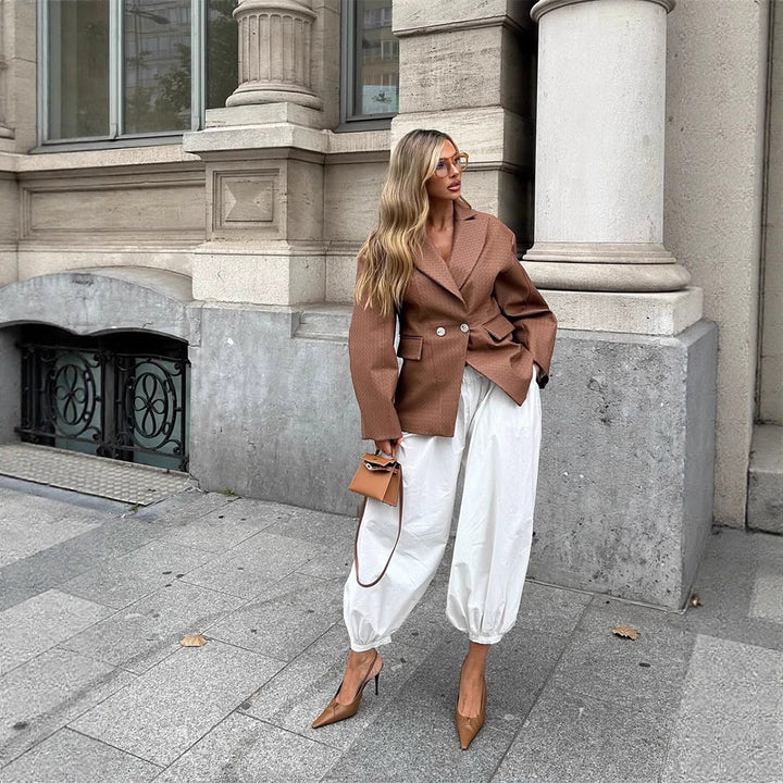 Damen Boxy-Blazer mit taillierter Drapierung und strukturierter Lederimitat-Optik Echoarchiv