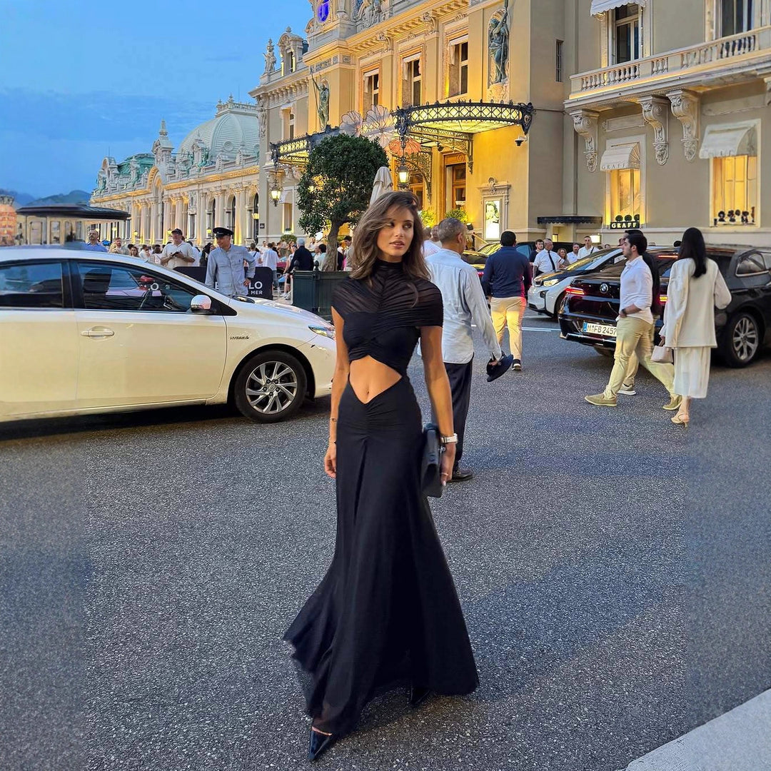 Damen elegantes Abendkleid mit raffinierten Cut-Outs und hochgeschlossenem Kragen Echo Archiv