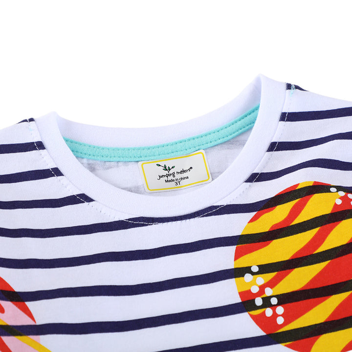 Jungen T-Shirt mit lebhaftem Weltraumdesign Echo Archiv