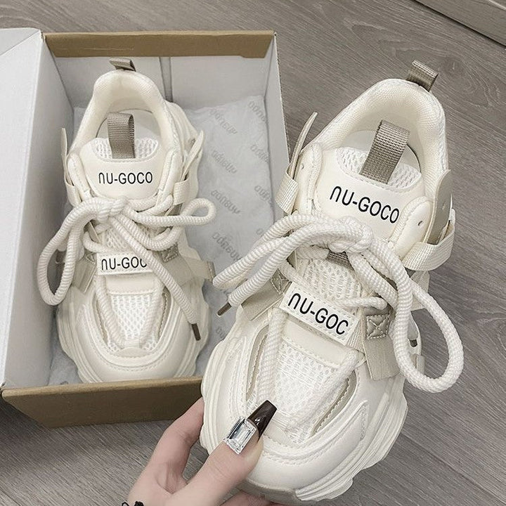 Damen Sportliche Chunky Sneakers mit atmungsaktiver Mesh-Oberfläche und innovativem Schnürsystem Echo Archiv