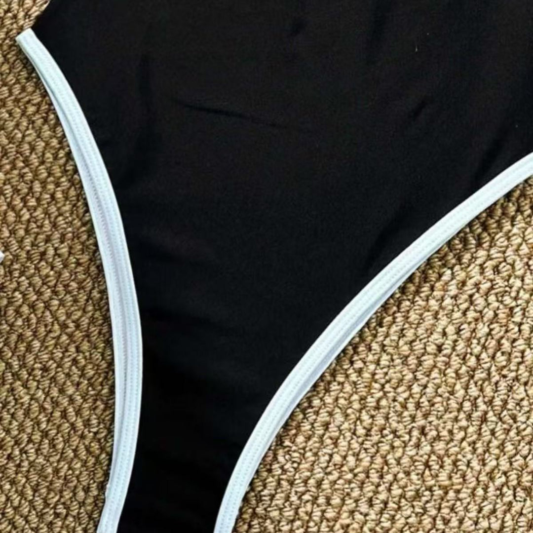 Damen Einteiler Badeanzug mit modischem Bustier und verstellbaren Trägern Echo Archiv