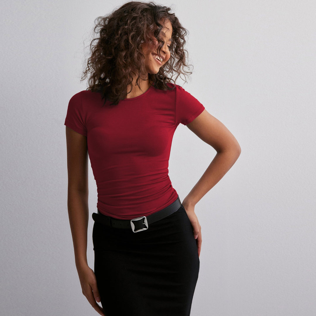 Damen Slim Fit T-Shirt aus hochwertigem Baumwollmix mit elastischem Stretch Echoarchiv