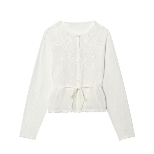 Damen Leichte Stickerei‑Bluse mit Spitzenkragen, Bindeband‑Taillierung und Knopfleiste Echo Archiv