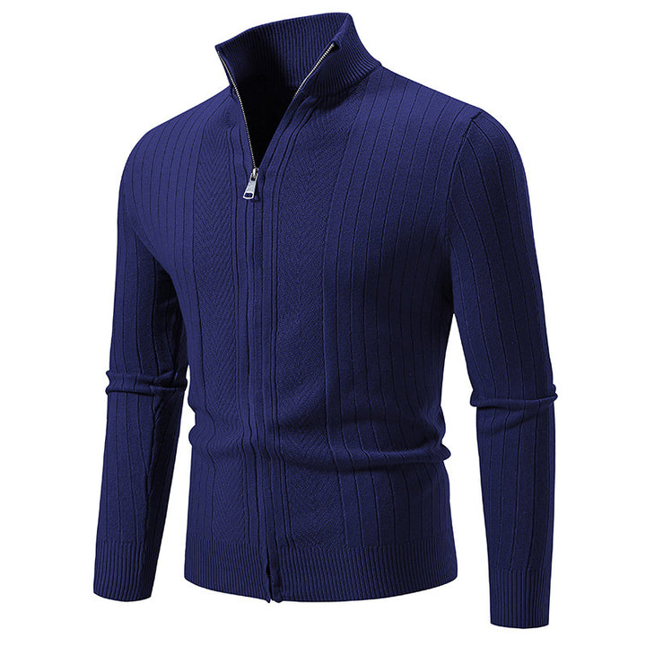 Herren Schmal geschnittene Feinstrick-Zipjacke mit Stehkragen und markanter Rippstruktur Echo Archiv