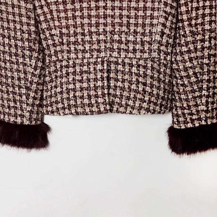 Damen Kurze Bouclé-Tweed-Jacke mit Stehkragen und Kunstfellmanschetten Echoarchiv