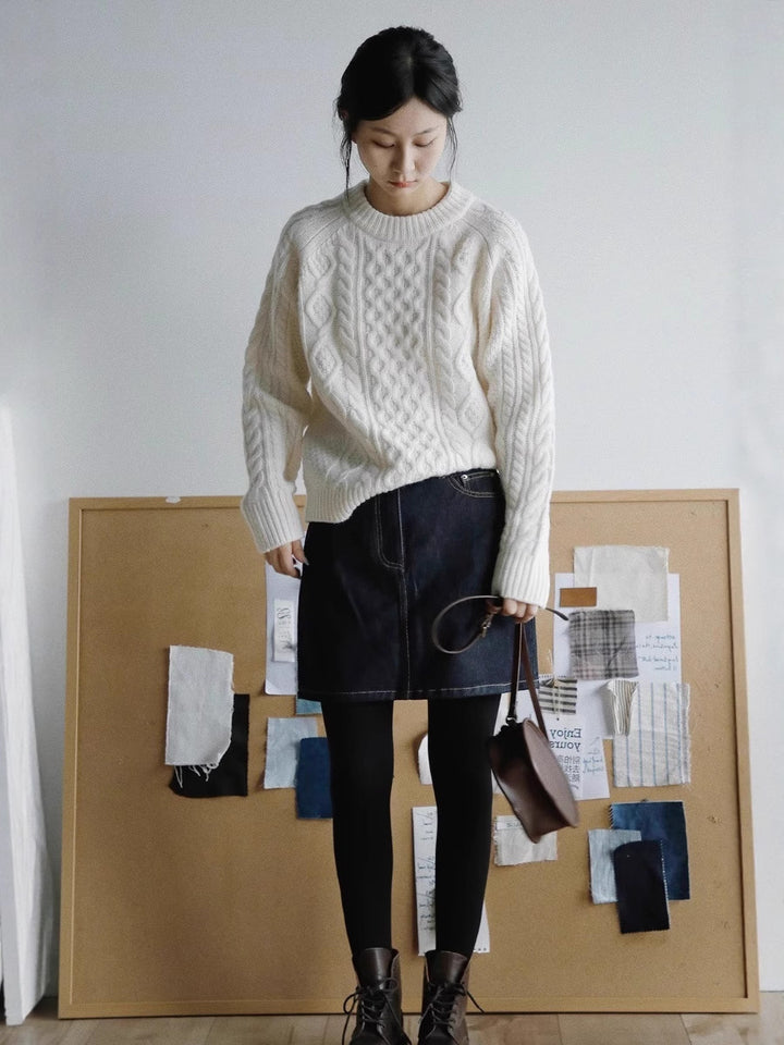 Damen Strukturierter Zopfmuster-Pullover aus Merino-Mix mit gerippten Abschlüssen und kastiger Passform Echoarchiv