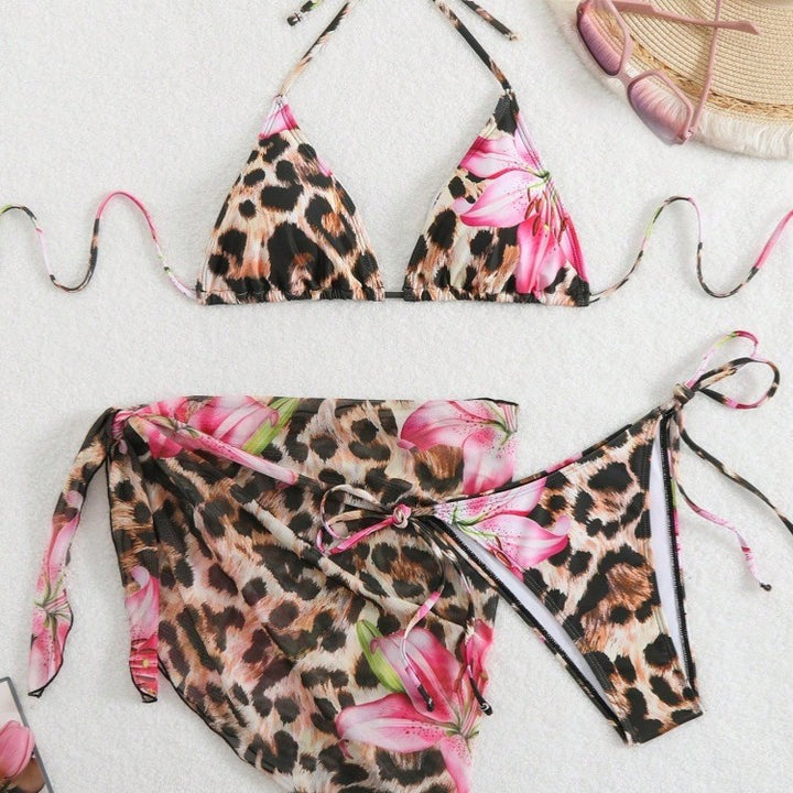 Damen Bikini-Set mit elegantem Leopardenmuster und verspielten Blumendetails Echo Archiv
