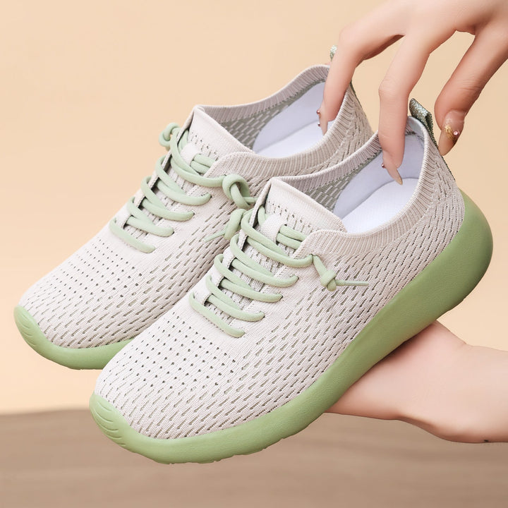 Damen Sportliche Freizeitsneakers mit elastischer Mesh-Oberfläche Echo Archiv