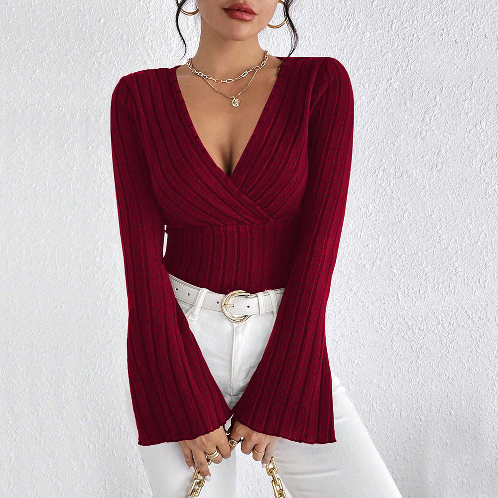 Damen gerippte Wickel-Strickbluse mit tiefem V-Ausschnitt und ausgestellten Glockenärmeln – Élovi