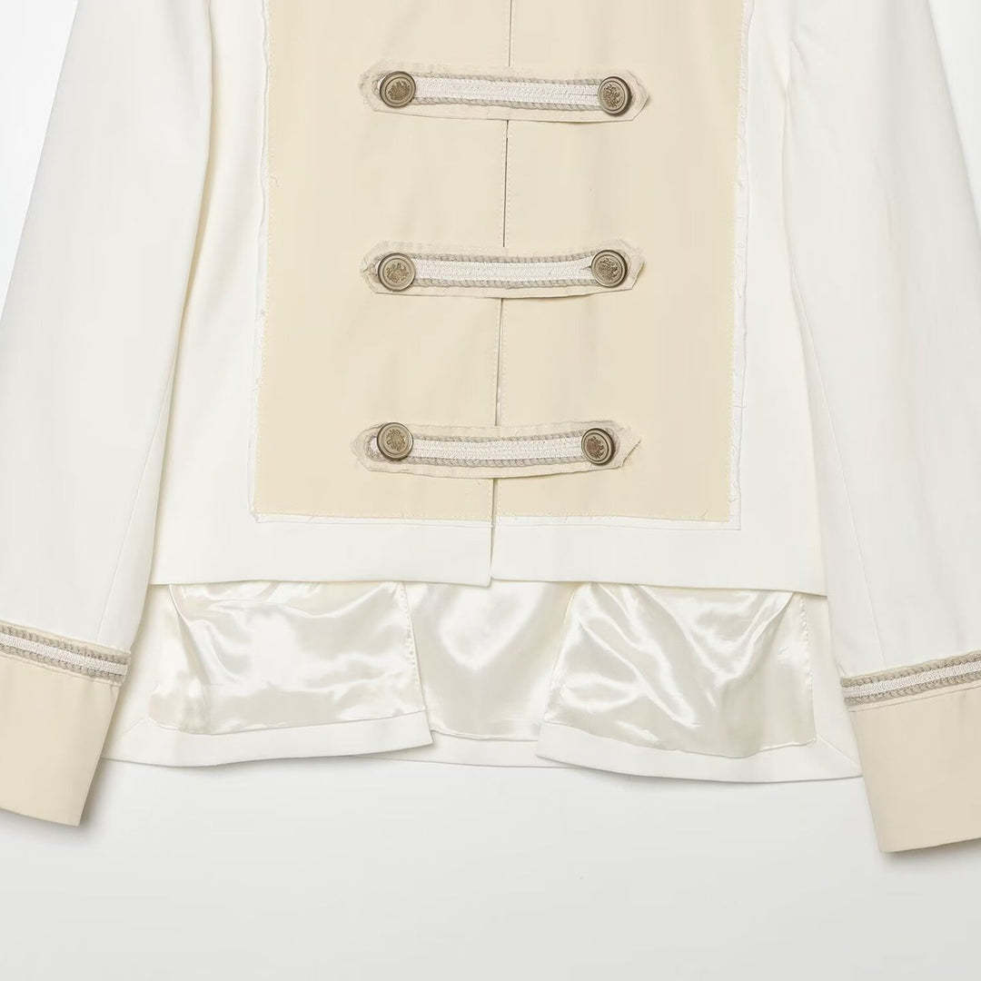 Damen Militärisch inspirierte Kurzjacke mit Zierknopfleiste Echo Archiv
