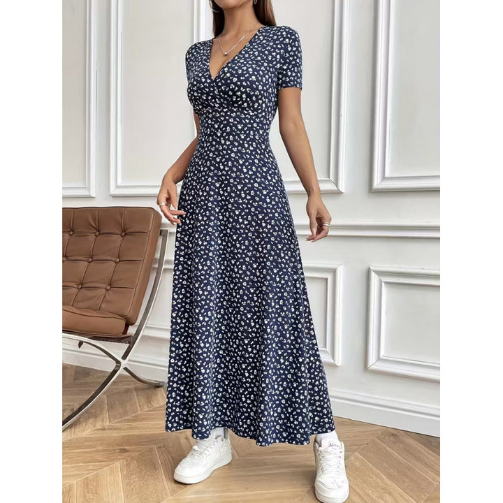 Damen Maxikleid mit vorteilhaftem V-Ausschnitt und floralem Muster Echo Archiv
